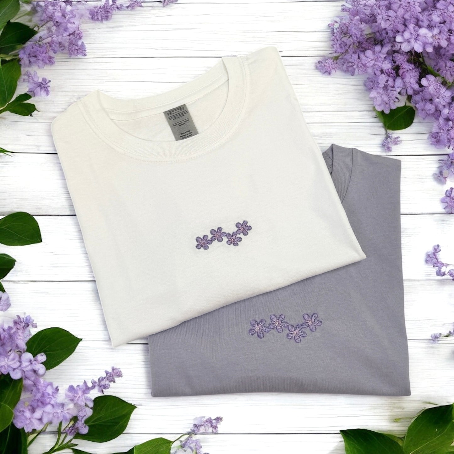 Embroidered T-shirt - 'Flower Chain' - White
