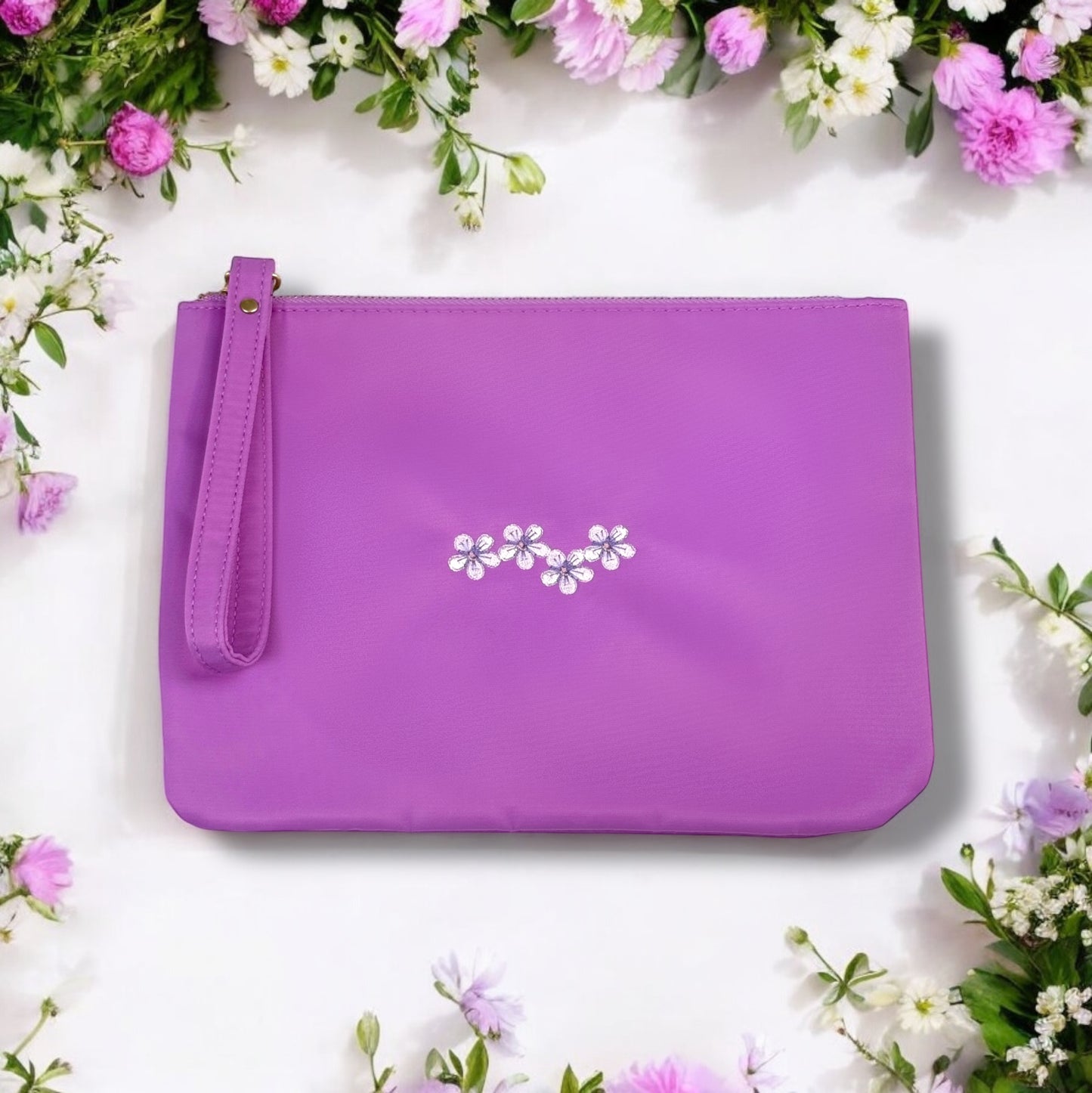 Embroidered Wristlet - 'Flower Chain'