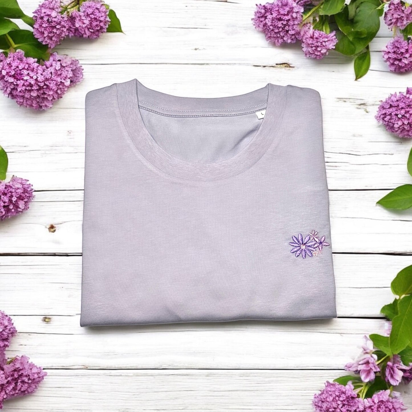 Embroidered T-shirt - 'Reine des Fleurs' - Dusty Lilac