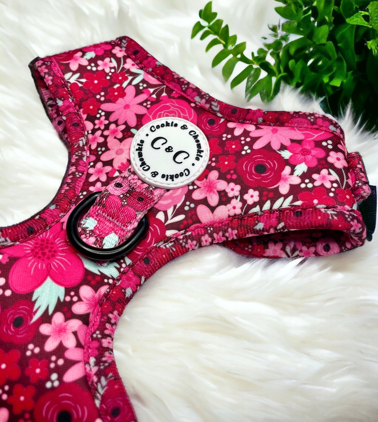Adjustable Harness - 'On Chewsdays, We Wear Pink'